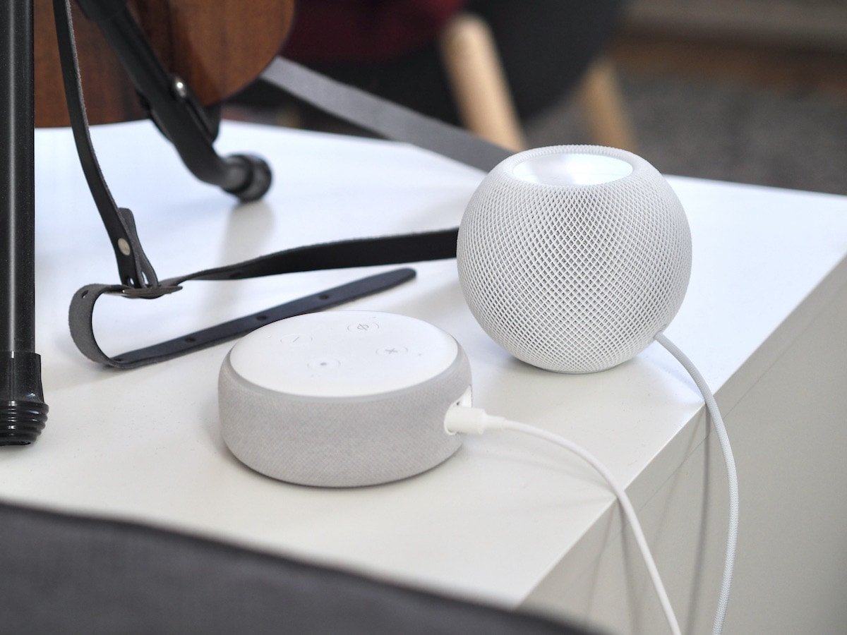 Apple HomePod mini und Amazon Echo Dot (3. Gen) | Foto: konsensor.de
